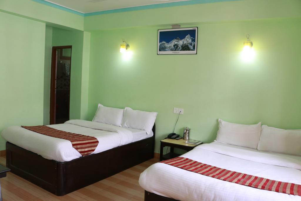 Hotel Rudrakshya Похара Екстериор снимка