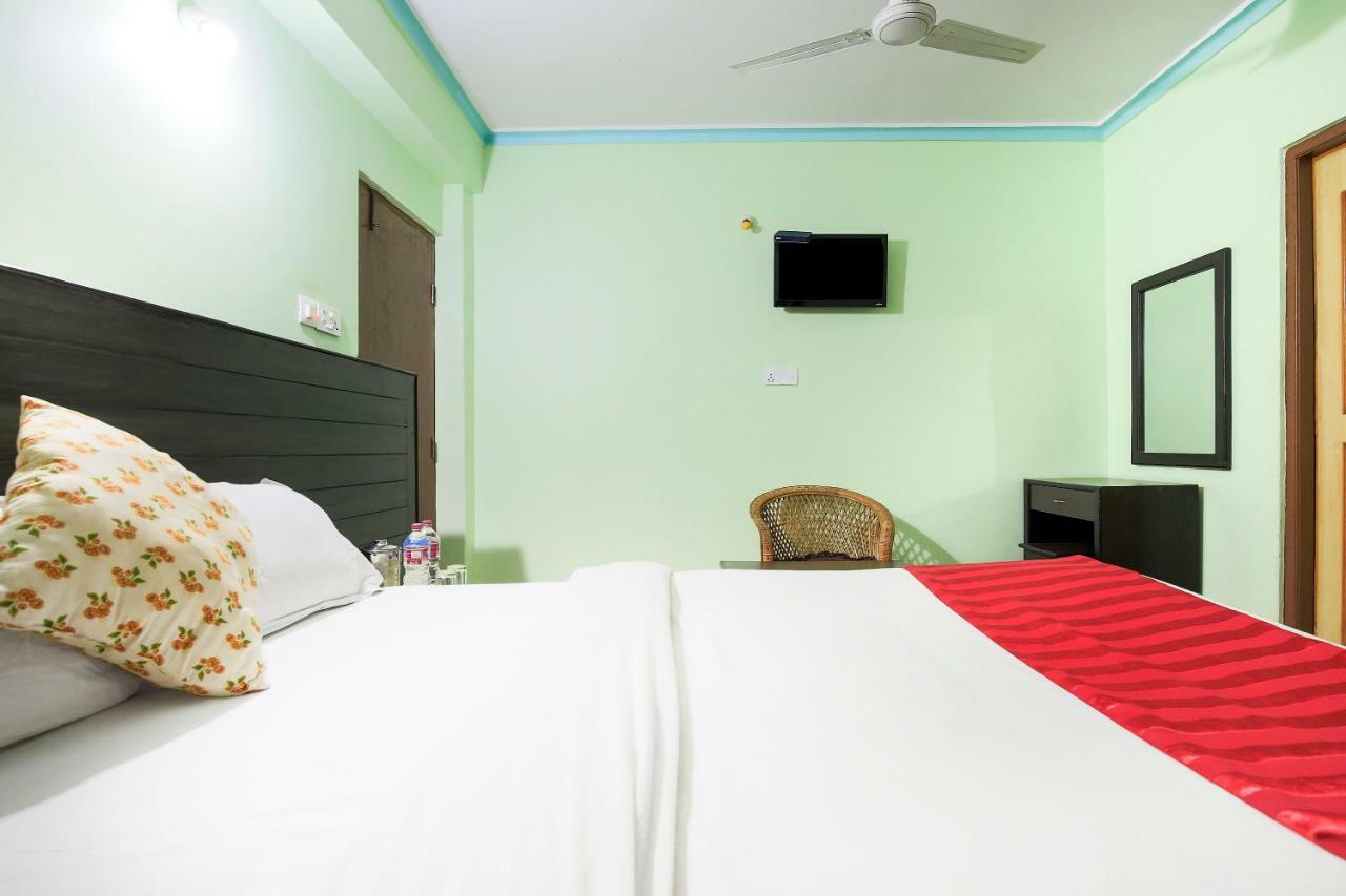 Hotel Rudrakshya Похара Екстериор снимка